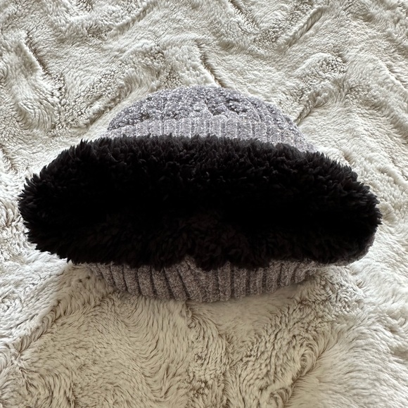 Britts Knitts Beanie! - Picture 3 of 4